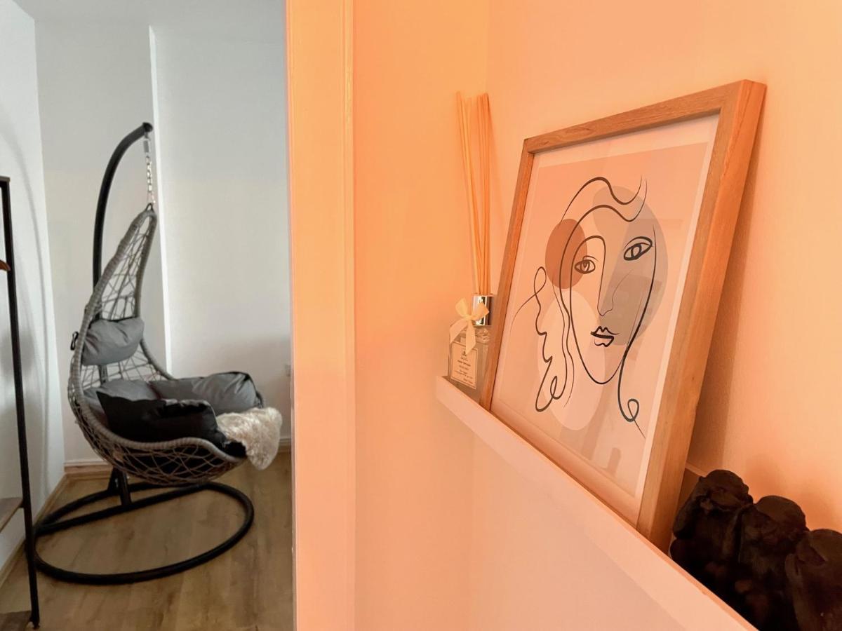 Downtown Apartment By Ninja Spaces - Kingsize-Bett, Kueche, Netflix, Terrasse Wuppertal Zewnętrze zdjęcie