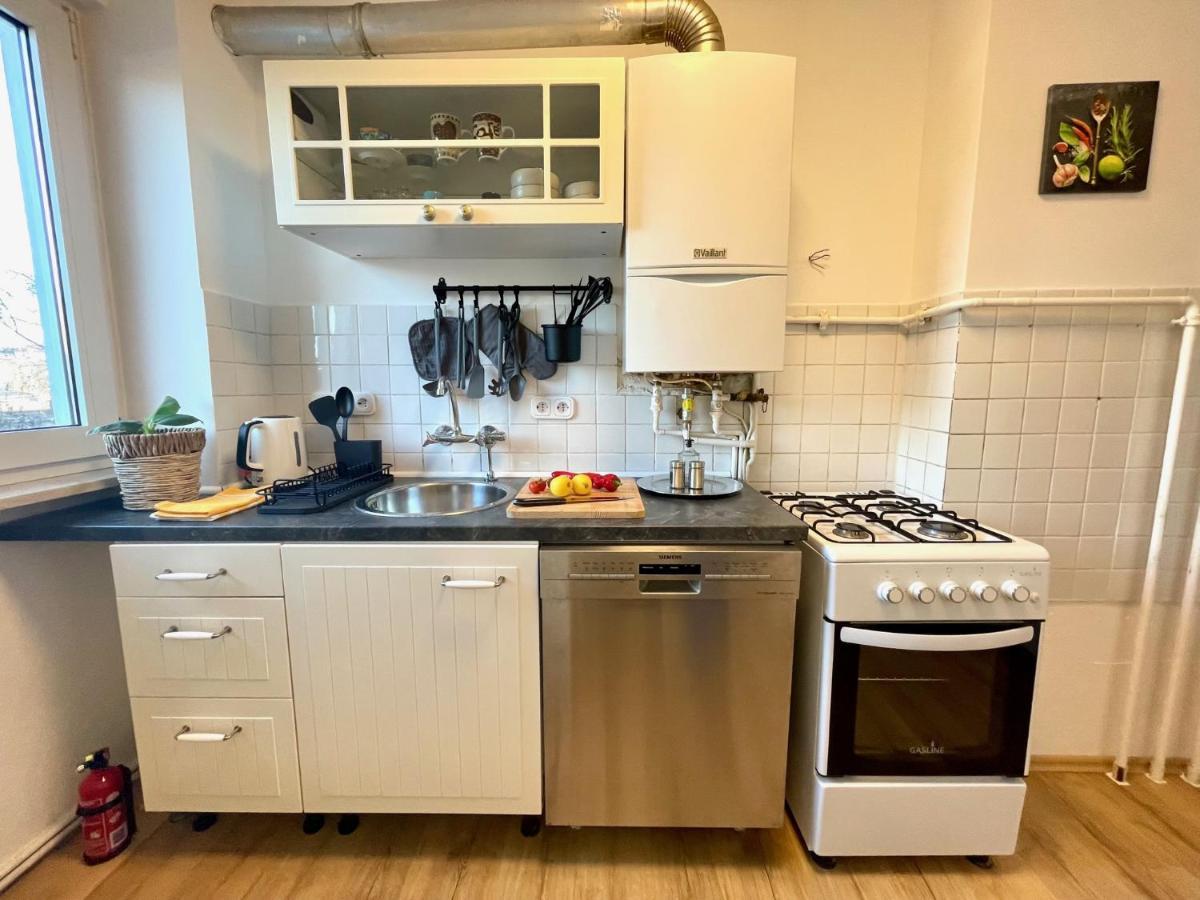 Downtown Apartment By Ninja Spaces - Kingsize-Bett, Kueche, Netflix, Terrasse Wuppertal Zewnętrze zdjęcie
